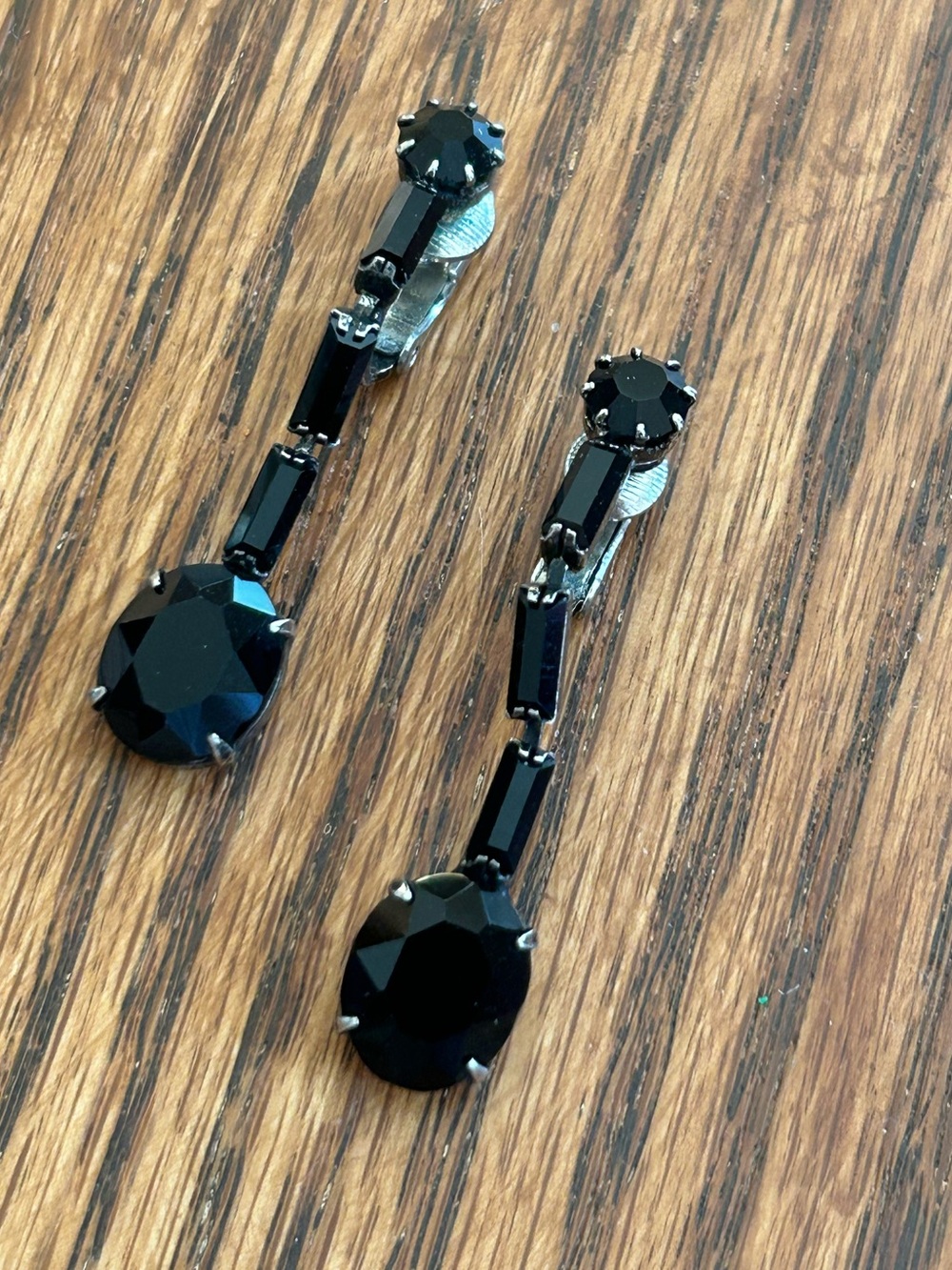 Vintage Black Glass Dangle Clip-On Earrings